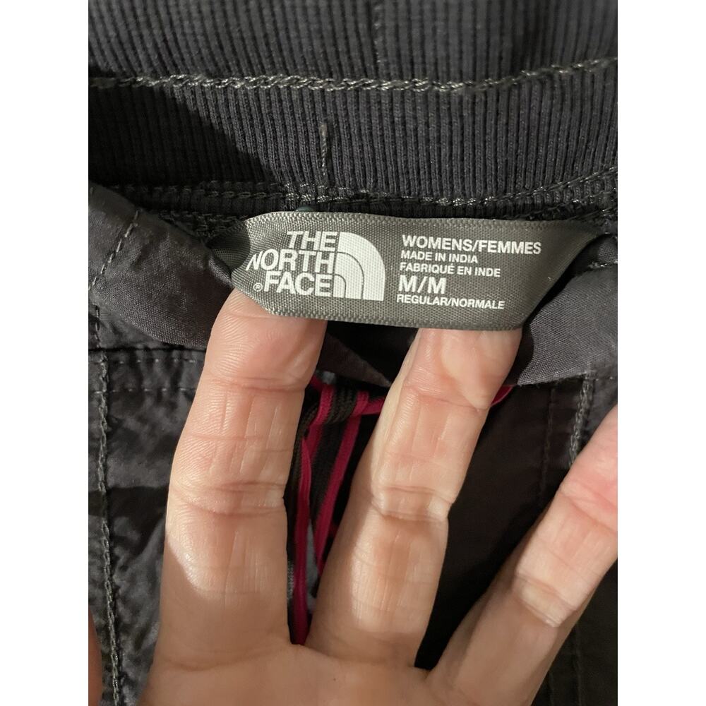 The North Face Womens Cargo Capris Pants Gray Drawstring Elastic Waist Size M - Picture 2 of 6